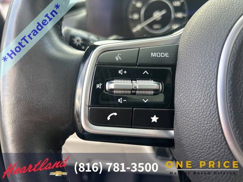 Used 2022 Kia Carnival SX Prestige image 23