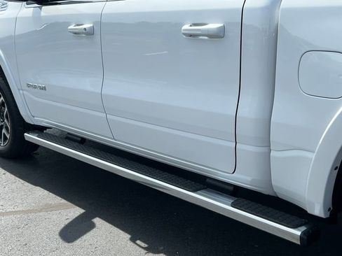 New 2026 RAM 1500 Laramie AWD/4WD image 9
