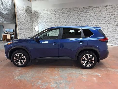 Used 2023 Nissan Rogue SV AWD/4WD image 4