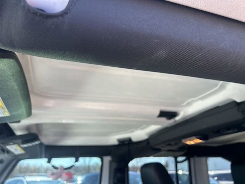 Used 2018 Jeep Wrangler Unlimited Sahara w/ Dual Top Group image 14