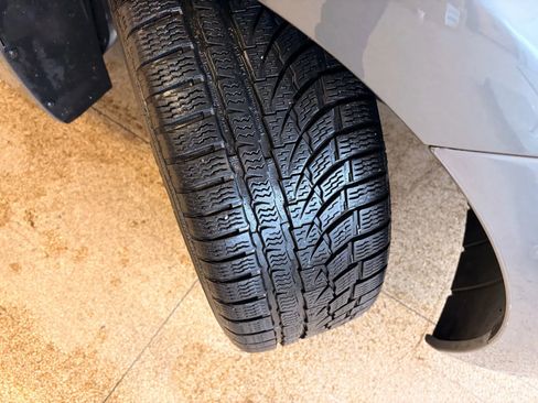 Used 2013 Hyundai Elantra GLS w/ Preferred Pkg image 34