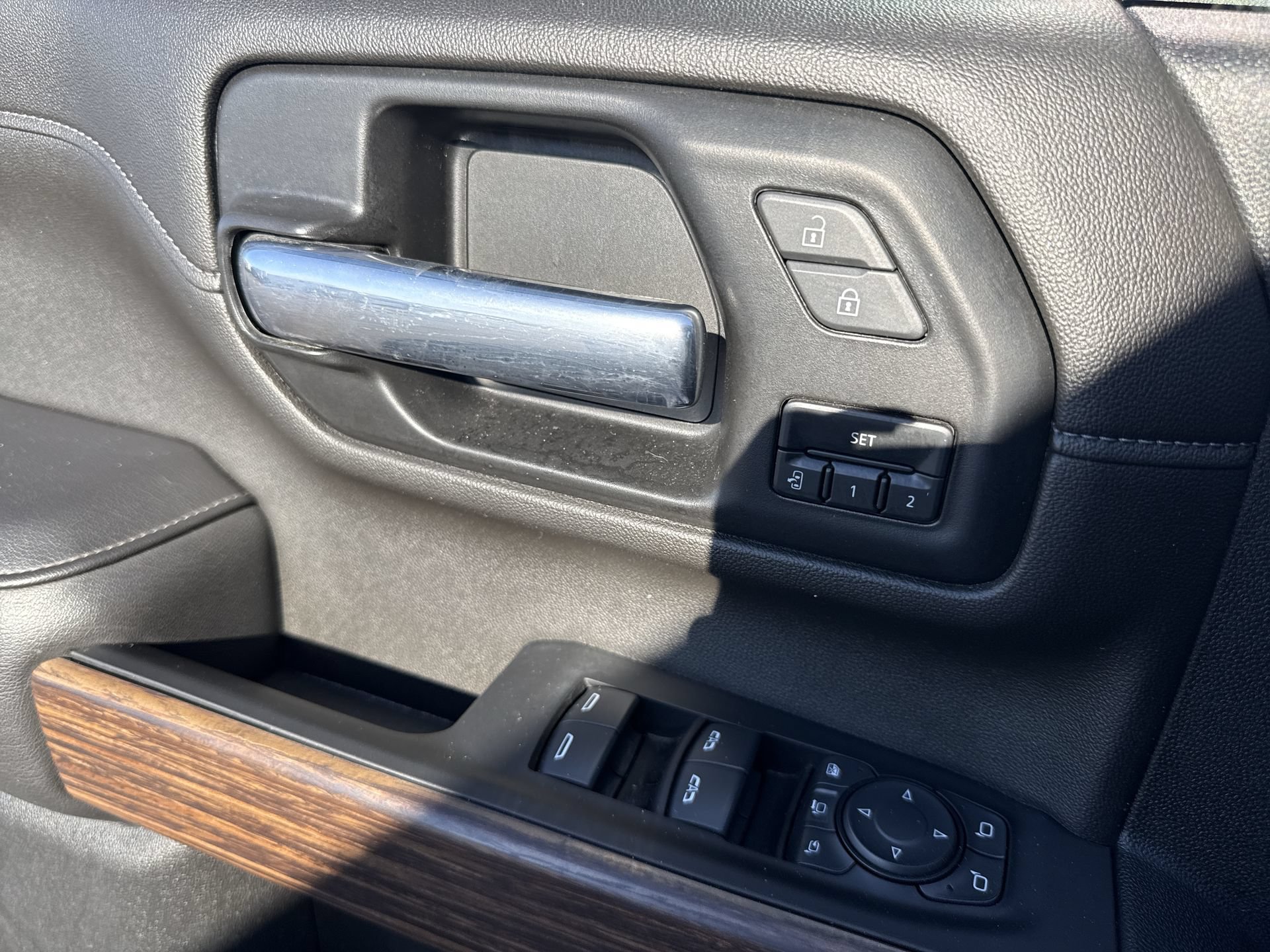 Used 2022 Chevrolet Silverado 2500 High Country AWD/4WD image 30