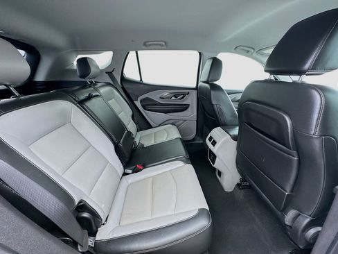 Used 2023 GMC Terrain SLT image 18