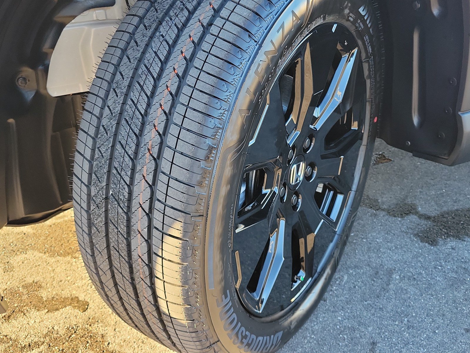 New 2026 Honda Pilot Black Edition image 11