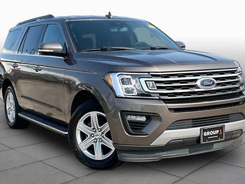 Used 2019 Ford Expedition XLT w/ Equipment Group 202A RWD image 3
