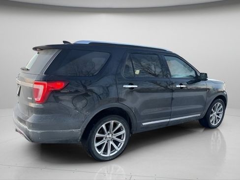 Used 2016 Ford Explorer Limited image 6
