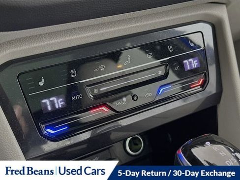 Used 2022 Volkswagen Tiguan SEL R-Line image 17