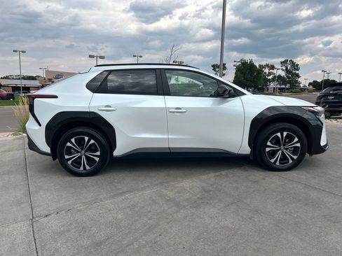 Used 2024 Toyota bZ4X AWD w/ Weather Package image 9