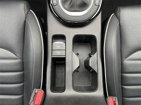 Used 2023 Kia Forte GT-Line w/ GT-Line Premium Package image 22