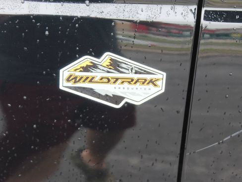 Used 2023 Ford Bronco Wildtrak AWD/4WD image 3