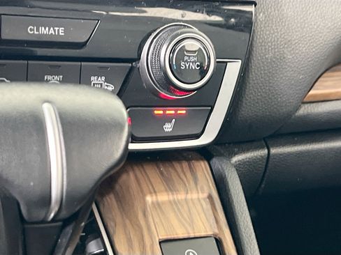 Used 2022 Honda CR-V Touring image 19