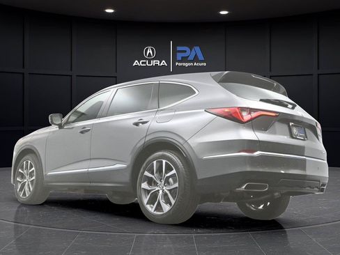 Used 2024 Acura MDX SH-AWD w/ Technology Package image 30