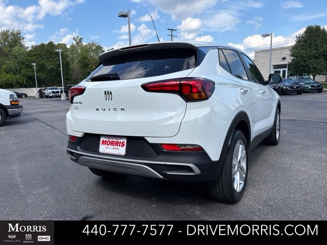 Certified 2024 Buick Encore GX Preferred w/ Comfort Package FWD image 5