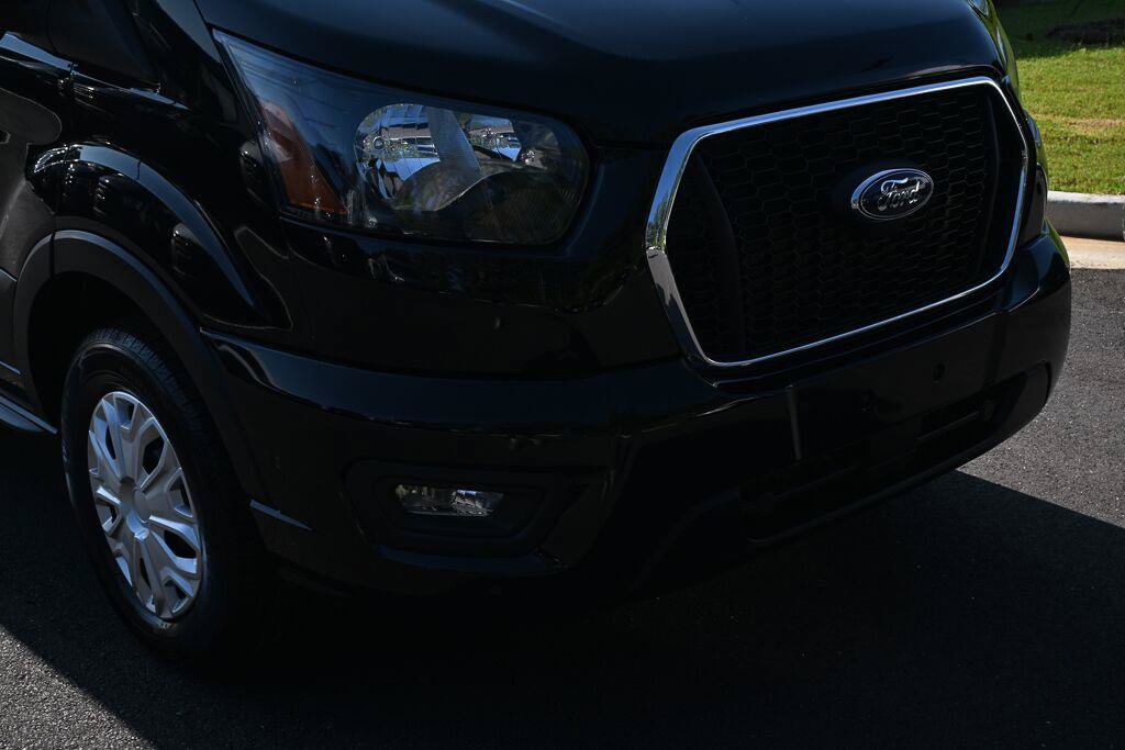 Used 2025 Ford Transit 350 XLT RWD image 29