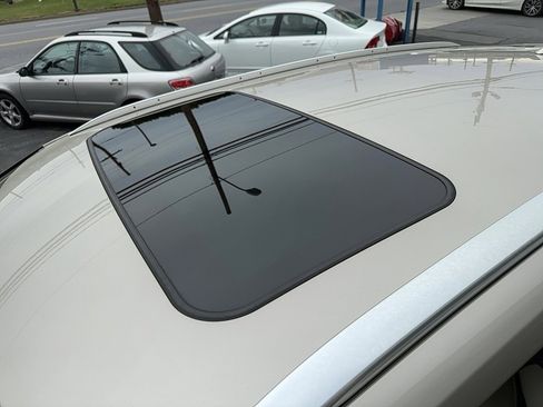 Used 2017 Lexus RX 350 AWD w/ Premium Package image 18