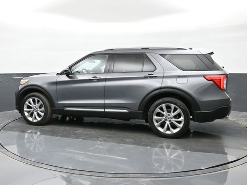Used 2022 Ford Explorer Platinum w/ Equipment Group 601A image 5