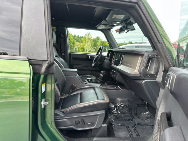 Used 2025 Ford Bronco Outer Banks AWD/4WD image 10