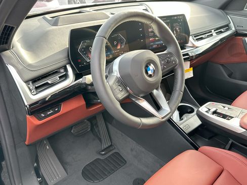 New 2026 BMW X1 xDrive28i w/ Technology Package AWD/4WD image 5