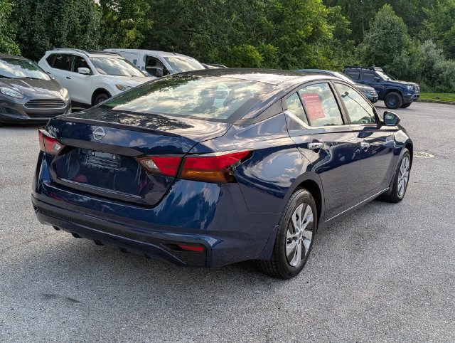Used 2024 Nissan Altima 2.5 S FWD image 3