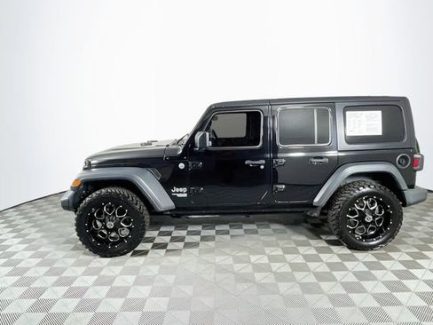Used 2018 Jeep Wrangler Unlimited Sport S AWD/4WD image 5