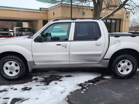 Used 2003 Ford Explorer Sport Trac XLS image 3