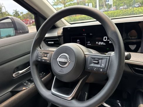Used 2025 Nissan Kicks SV FWD image 51
