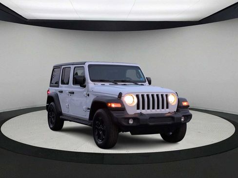 Used 2023 Jeep Wrangler Unlimited Sport AWD/4WD image 2