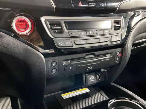 Used 2020 Honda Pilot Black Edition image 17