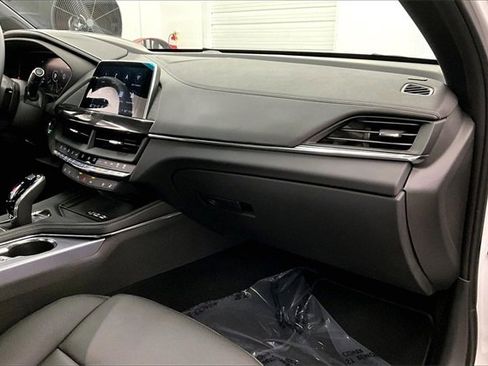 Used 2025 Cadillac CT4 Premium Luxury image 17