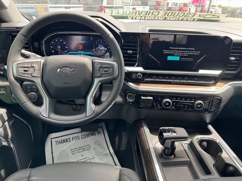New 2026 Chevrolet Silverado 1500 LT Trail Boss w/ LT Trail Boss Premium Package AWD/4WD image 10