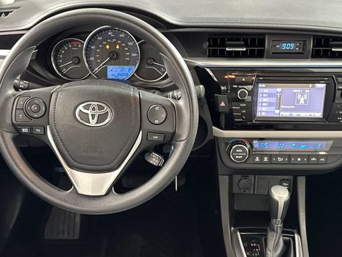 Used 2016 Toyota Corolla LE FWD image 16