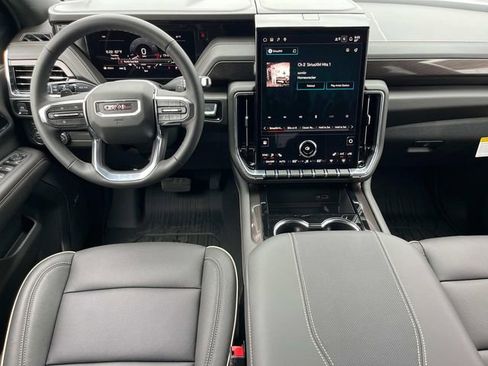 New 2026 GMC Yukon Elevation AWD/4WD image 17
