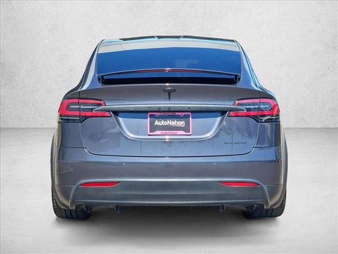 Used 2020 Tesla Model X Long Range AWD/4WD image 7