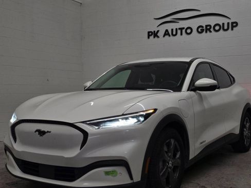 Used 2022 Ford Mustang Mach-E Select image 2