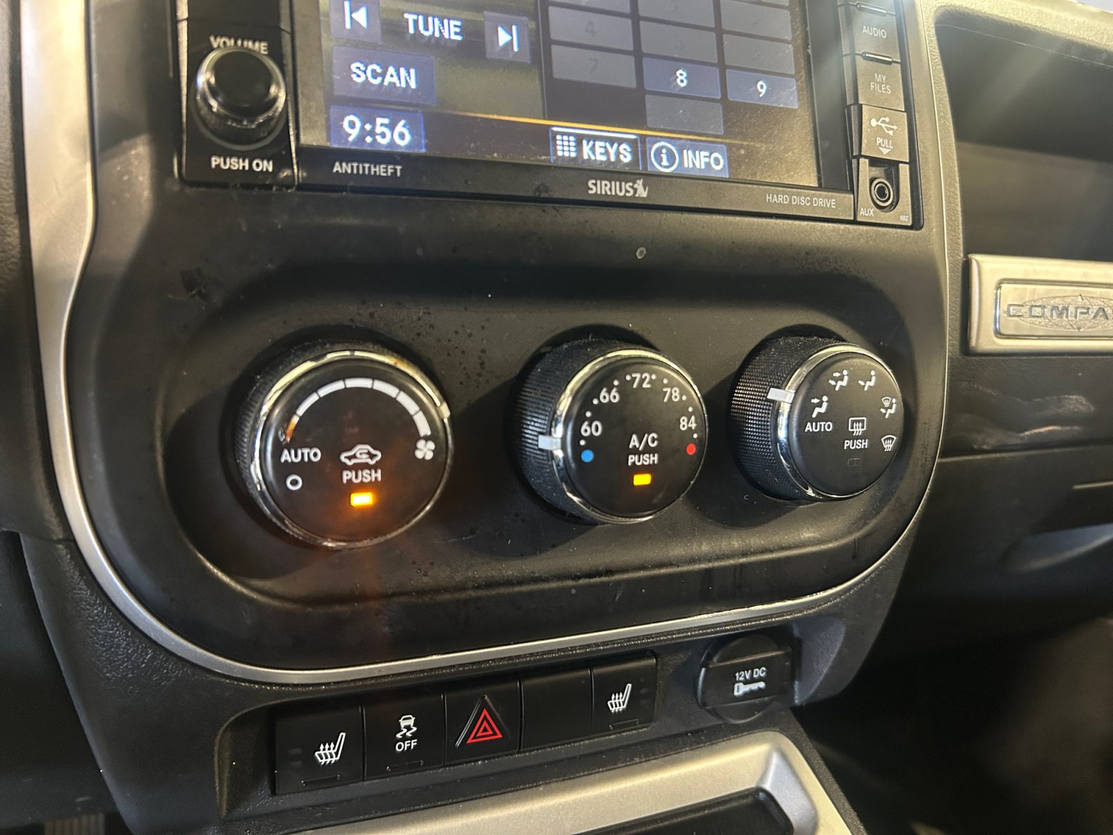 Used 2015 Jeep Compass Limited FWD image 22