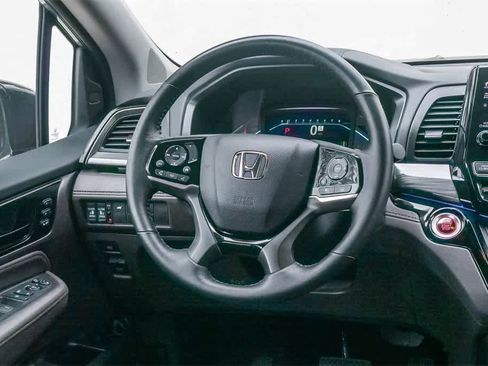 Used 2024 Honda Odyssey Elite image 14