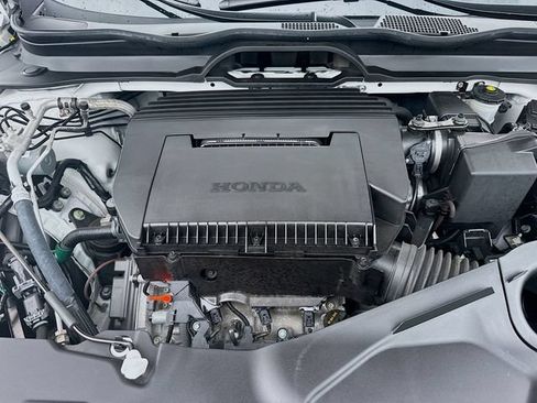 Certified 2024 Honda Pilot TrailSport image 36