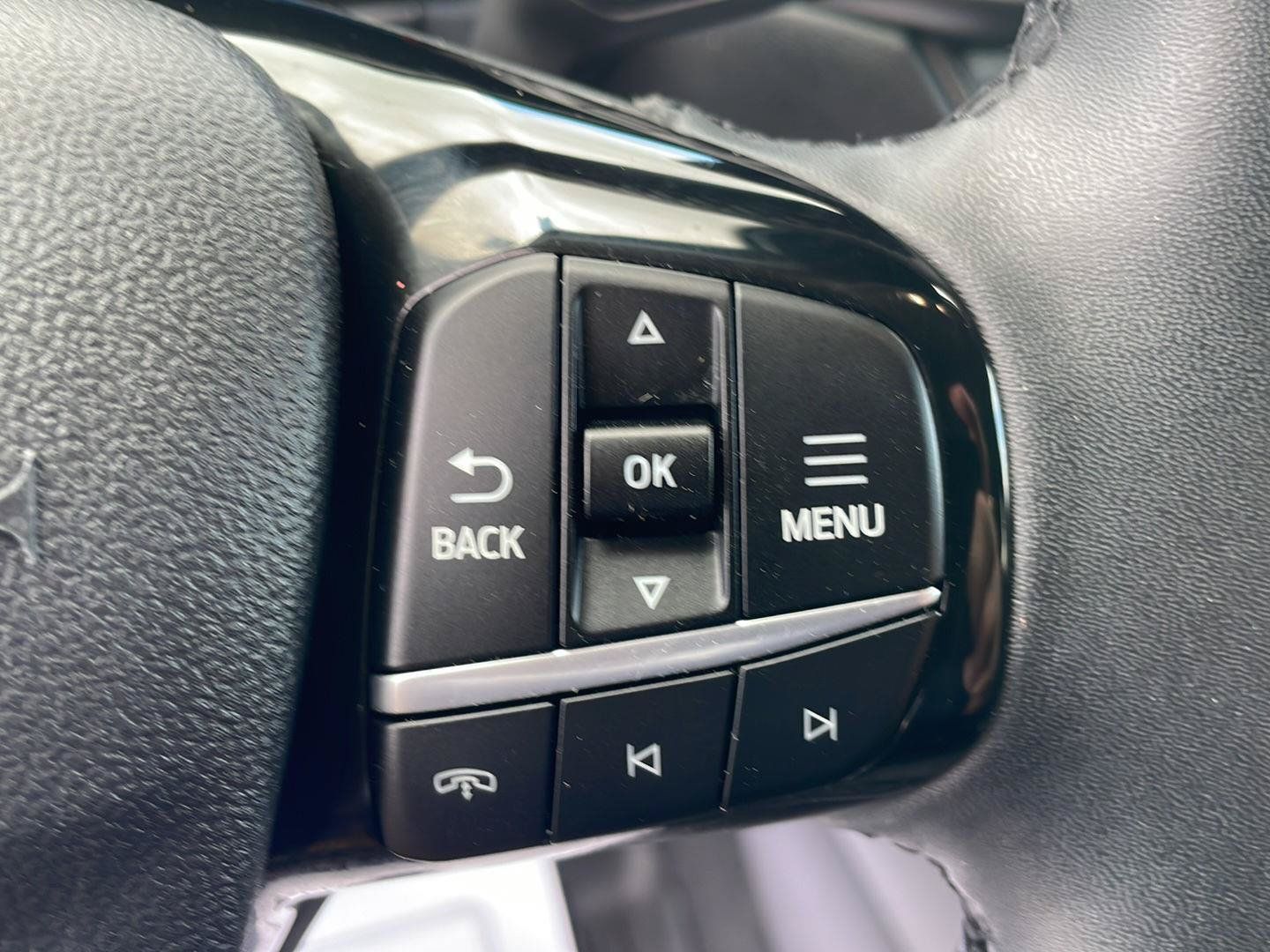Used 2023 Ford Escape Active w/ Tech Pack #2 AWD/4WD image 16