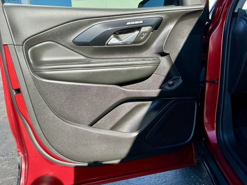 Used 2024 GMC Terrain AT4 w/ Tech Package image 43