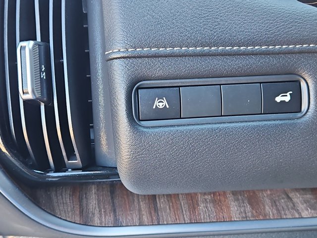 Certified 2026 Nissan Armada Platinum RWD image 17