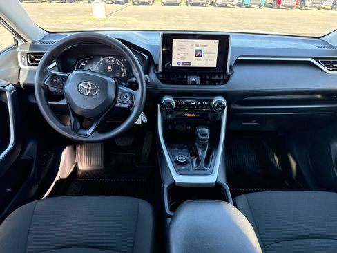 Used 2024 Toyota RAV4 LE AWD/4WD image 16