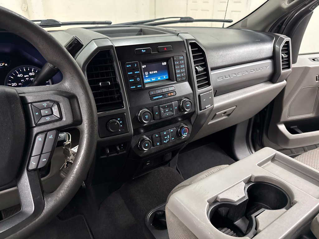 Used 2019 Ford F250 XLT w/ Snow Plow Prep Package AWD/4WD image 23
