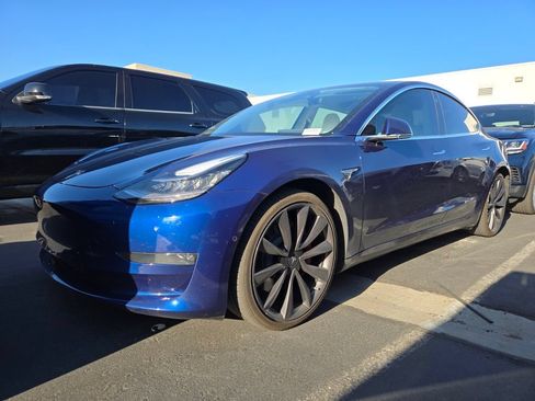 Used 2020 Tesla Model 3 Performance AWD/4WD image 2