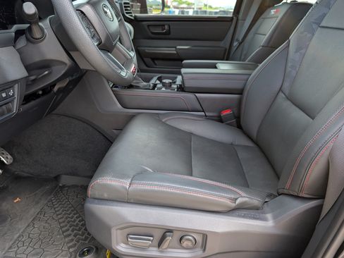 Used 2025 Toyota Tundra TRD Pro AWD/4WD image 13