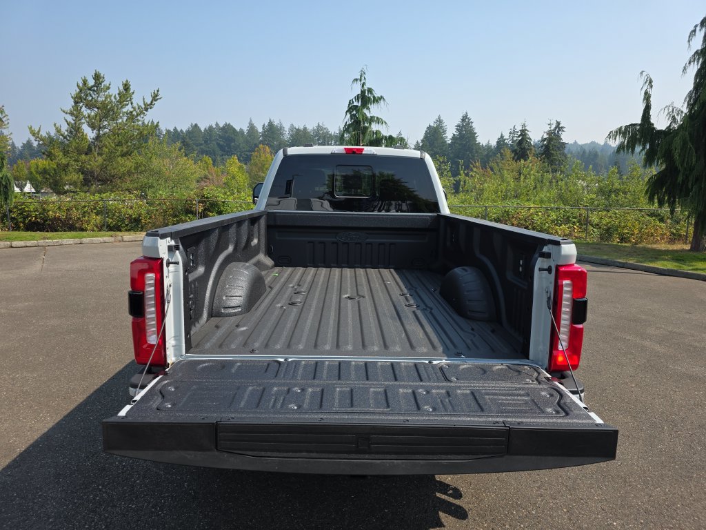New 2026 Ford F350 Lariat w/ Black Appearance Package AWD/4WD image 29