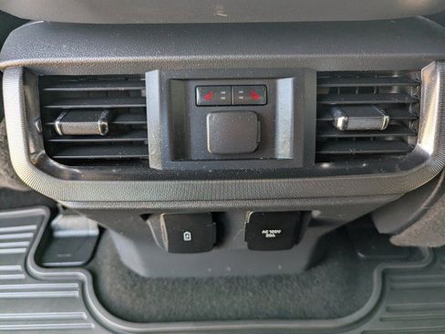 Used 2021 Ford F150 Platinum w/ Equipment Group 701A High AWD/4WD image 27