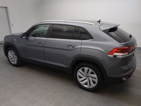 Used 2023 Volkswagen Atlas Cross Sport SE FWD image 3