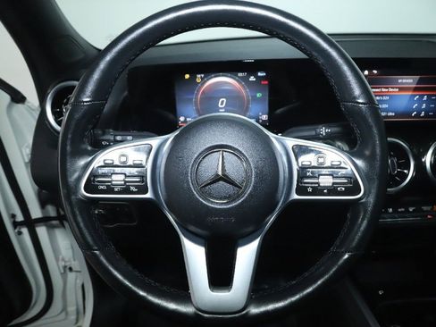 Used 2023 Mercedes-Benz GLB 250 GLB 250 image 22