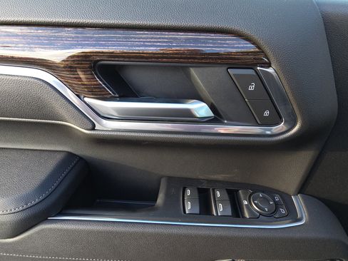 New 2026 GMC Sierra 1500 SLE w/ X31 Off-Road Package image 14