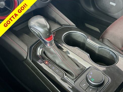 Used 2019 Chevrolet Blazer RS FWD image 17